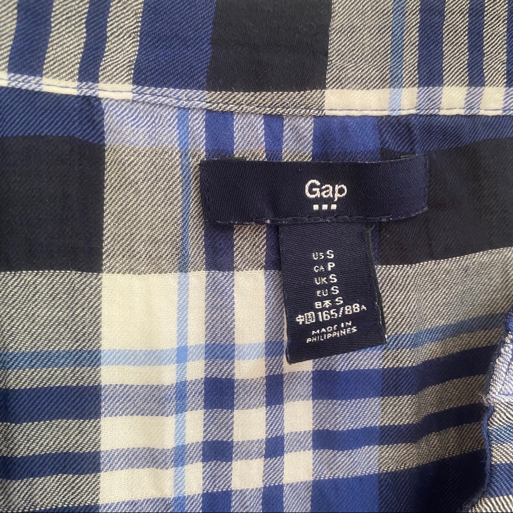 Gap Blue and White Plaid Flannel Hi Low Top - Picture 5 of 8